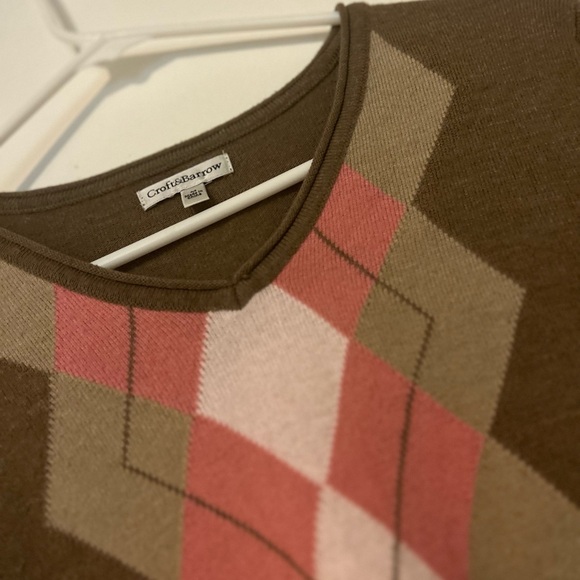 Croft & Barrow Women’s Sweater - Picture 3 of 4